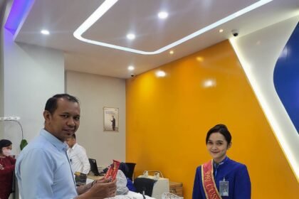 BRI Jakarta Hayam Wuruk Bersama Nasabah, Merajut Kebersamaan di Hari Pelanggan Nasional 2025